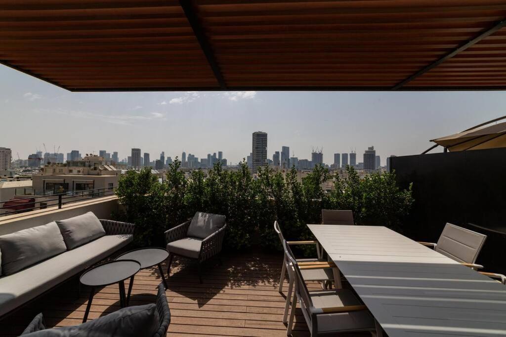 Amazing Penthouse On Gordon Beach 8 Guests Tel Aviv Eksteriør bilde