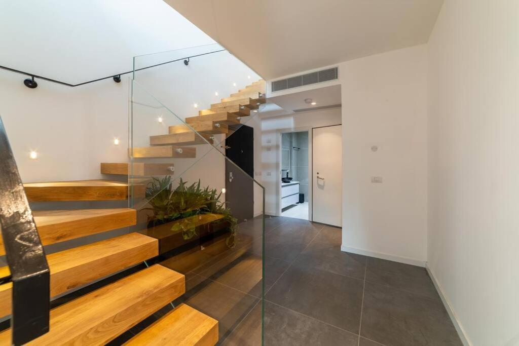 Amazing Penthouse On Gordon Beach 8 Guests Tel Aviv Eksteriør bilde
