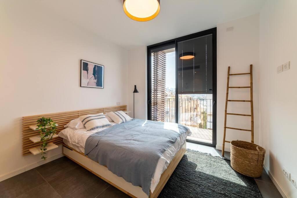Amazing Penthouse On Gordon Beach 8 Guests Tel Aviv Eksteriør bilde